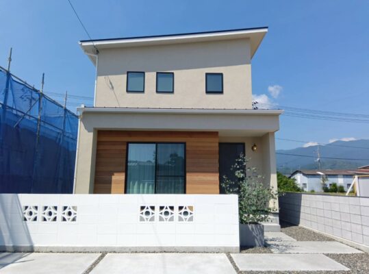 丹原　建売住宅